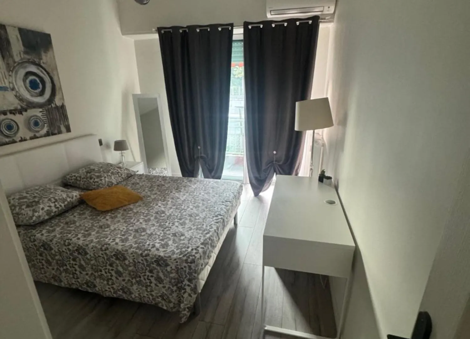 Gorgeous 2 Bedrooms Holiday Apartement Nice Apartment